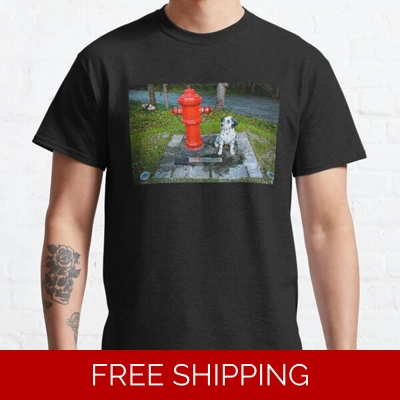 Le Studio Classic Rush Signals Statue Up at Le Studio T-Shirt